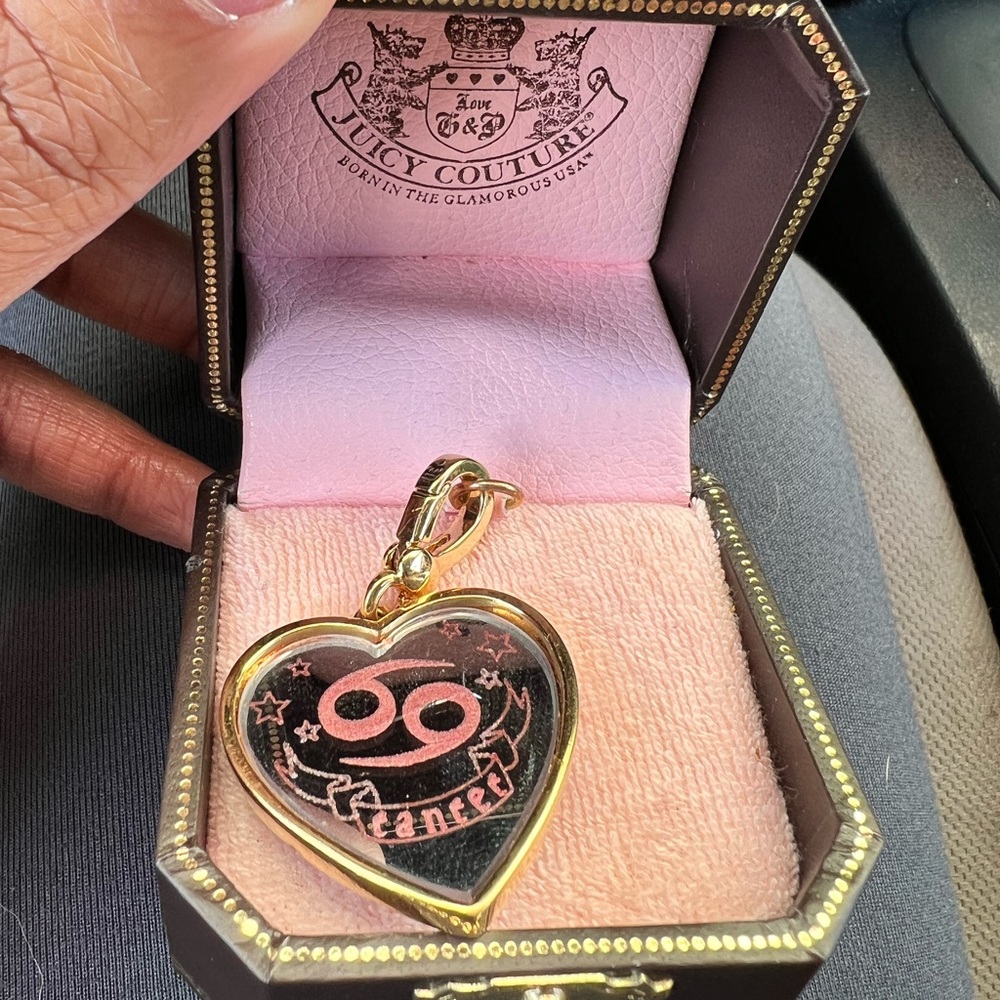 Rare juicy couture cancer zodiac charm